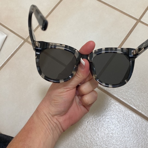 AQS Silver & Black Tortoise Large Mirrored Polarized Sunglasses Womens Cat Eye - Picture 6 of 6